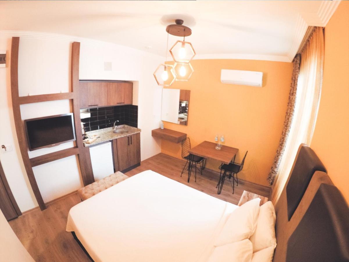 Betas Guesthouse Antalia Esterno foto