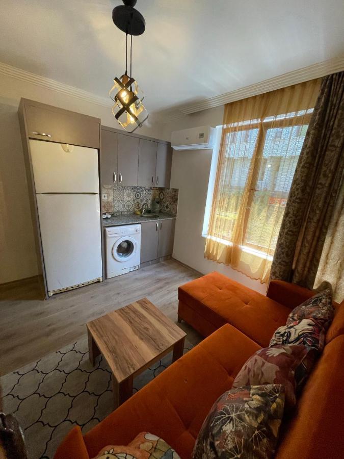 Betas Guesthouse Antalia Esterno foto