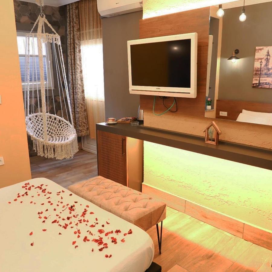 Betas Guesthouse Antalia Esterno foto