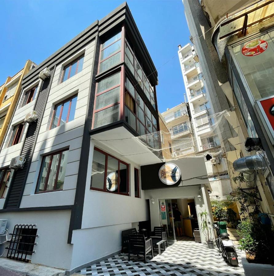Betas Guesthouse Antalia Esterno foto