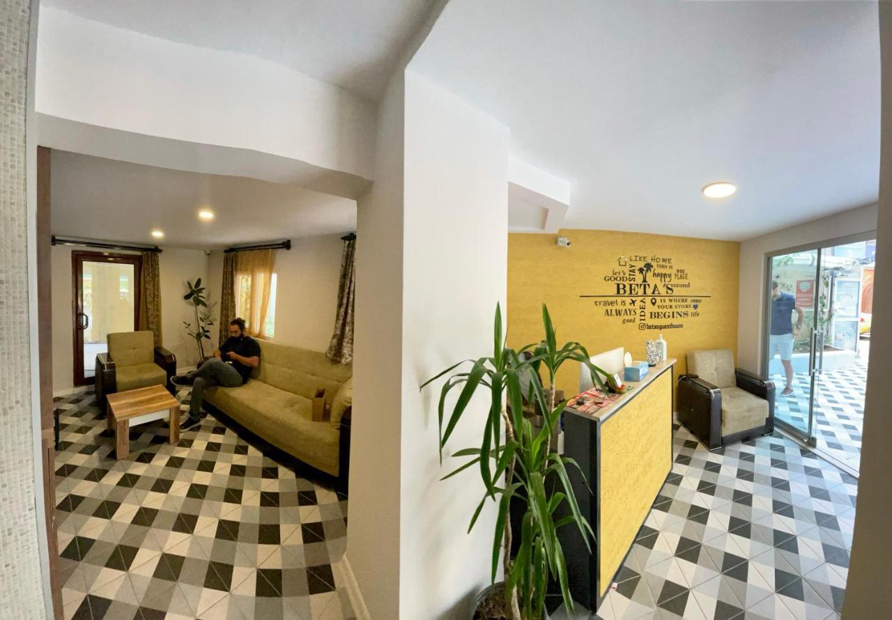 Betas Guesthouse Antalia Esterno foto