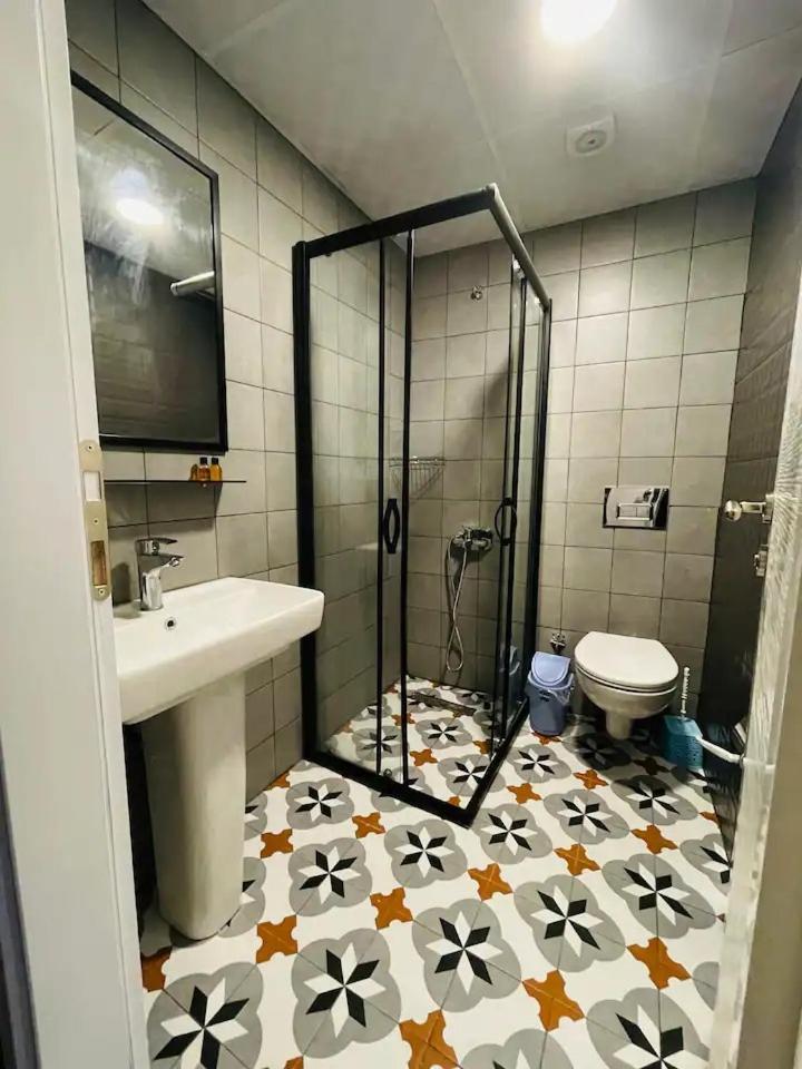 Betas Guesthouse Antalia Esterno foto