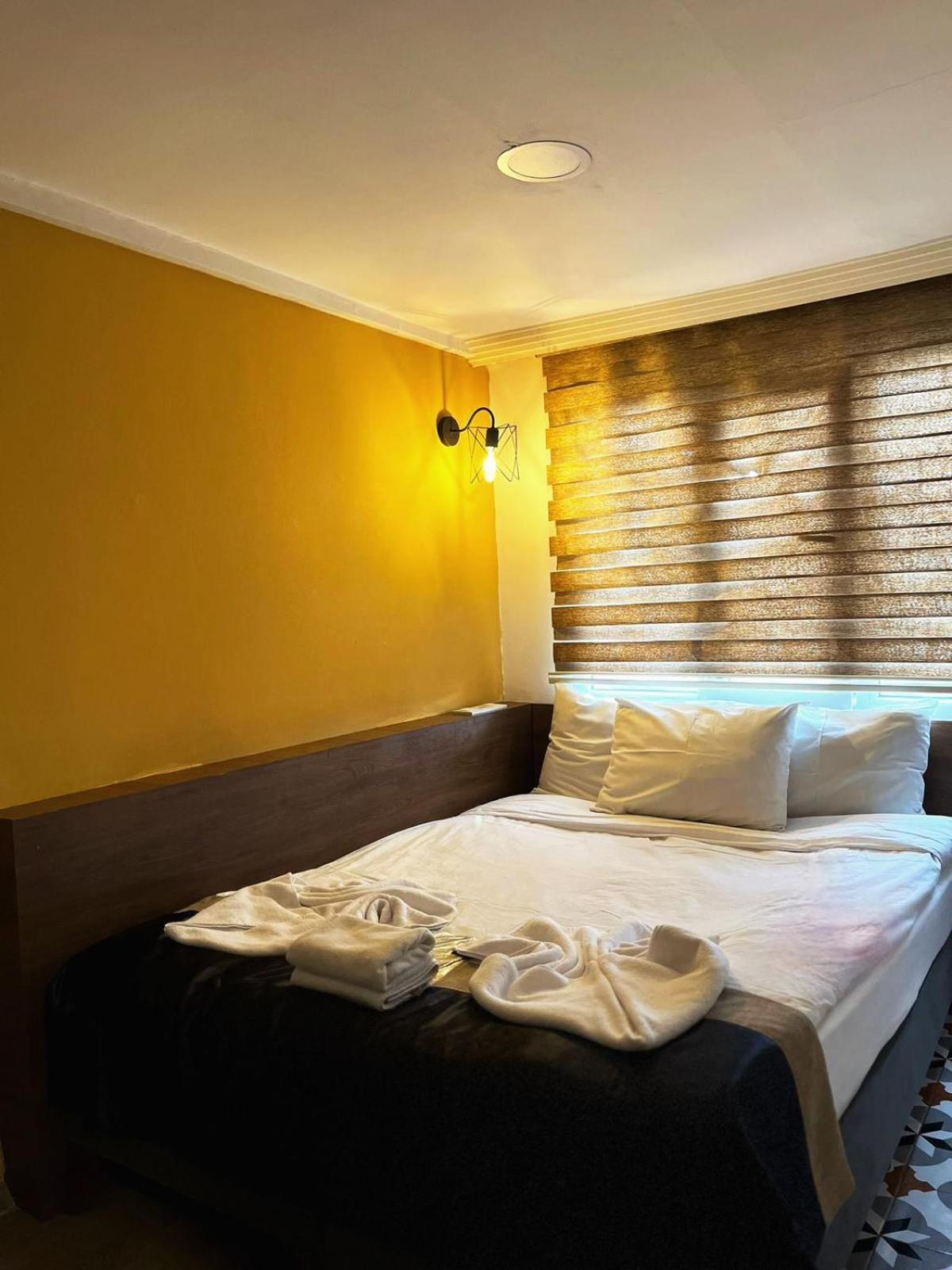 Betas Guesthouse Antalia Esterno foto