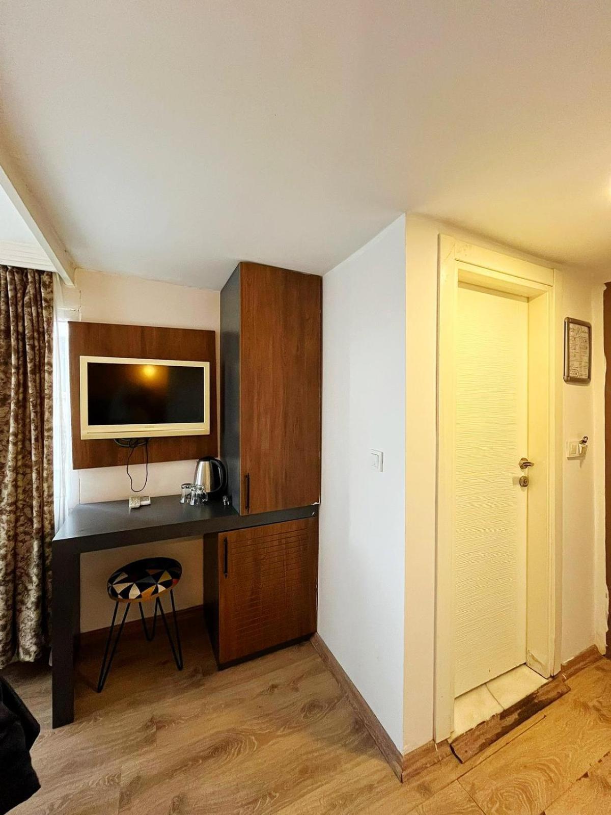 Betas Guesthouse Antalia Esterno foto