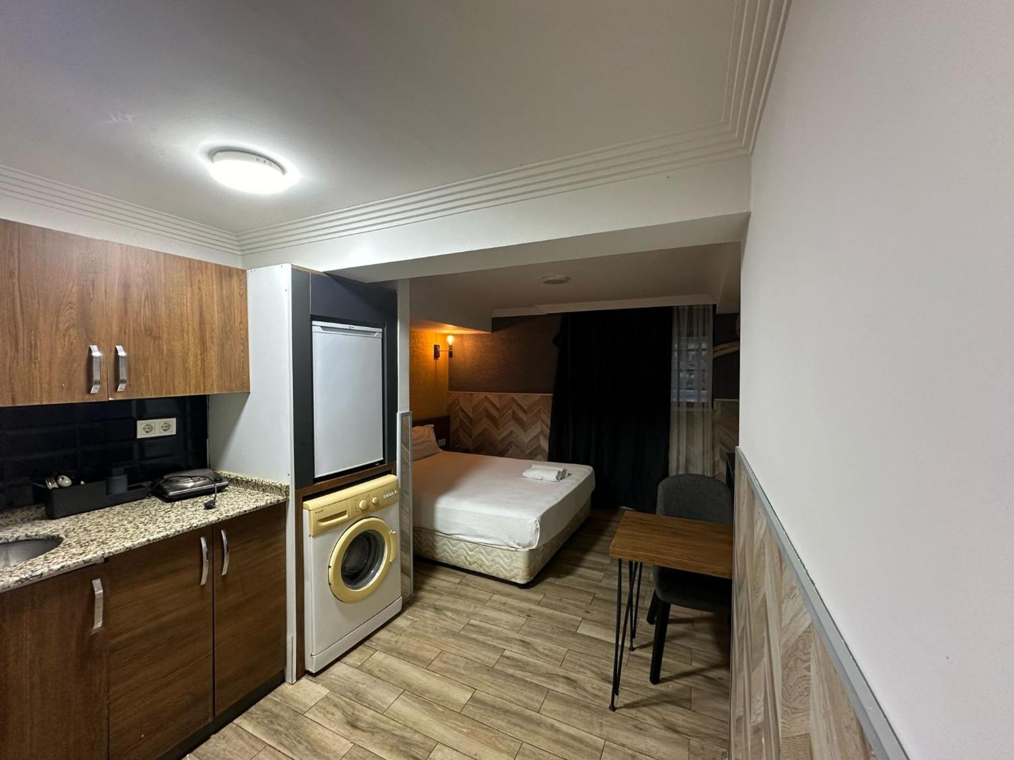 Betas Guesthouse Antalia Esterno foto